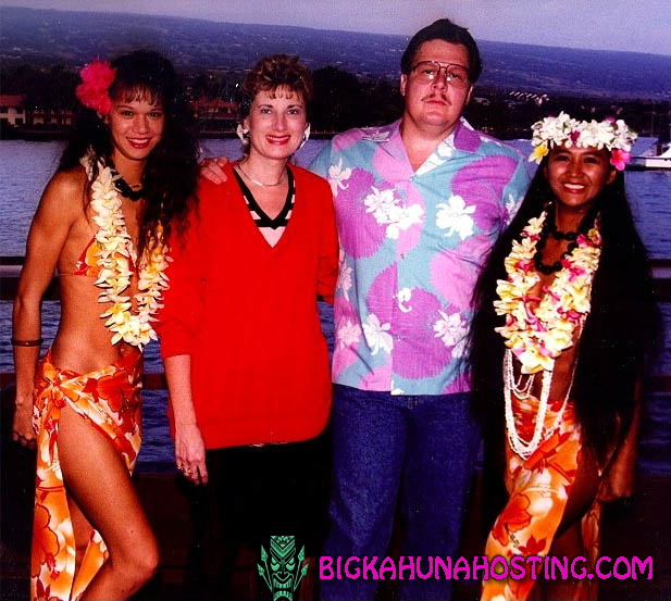 Dave & Deb with Hawaiin Babes.jpg