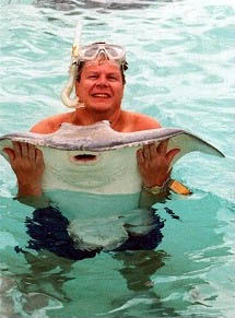 Dave holding stingray 2